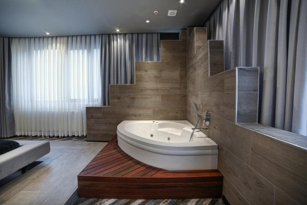 Walton Residence Sisli อิสตันบูล ภายนอก รูปภาพ
